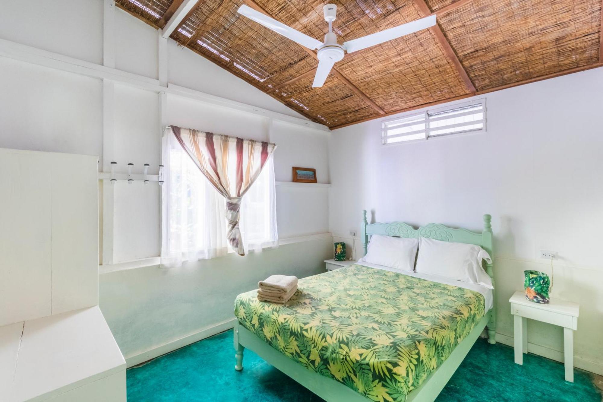 Bajo El Arbol B&B Playa Santa Teresa  Εξωτερικό φωτογραφία